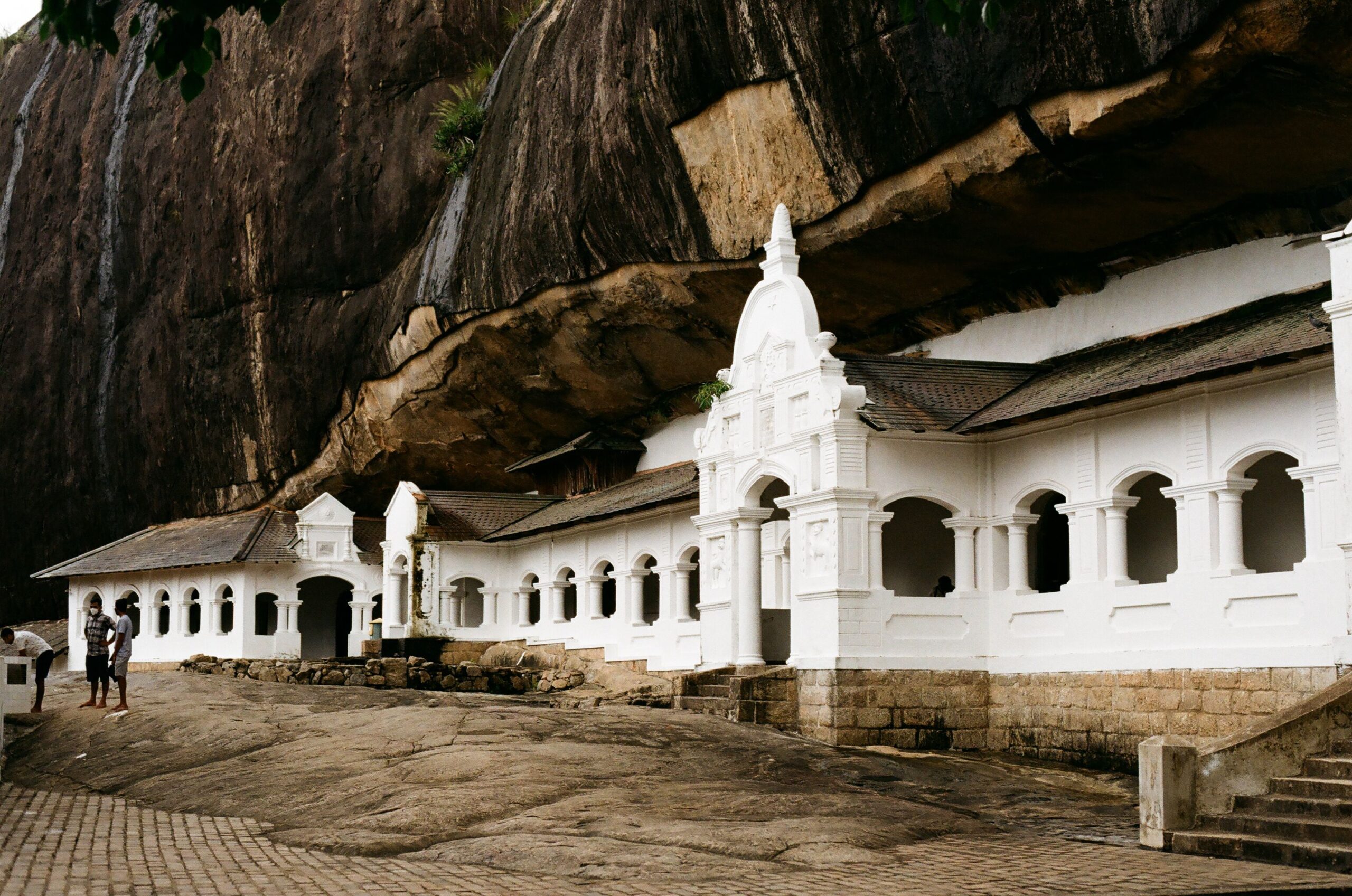 Dambulla cave temple